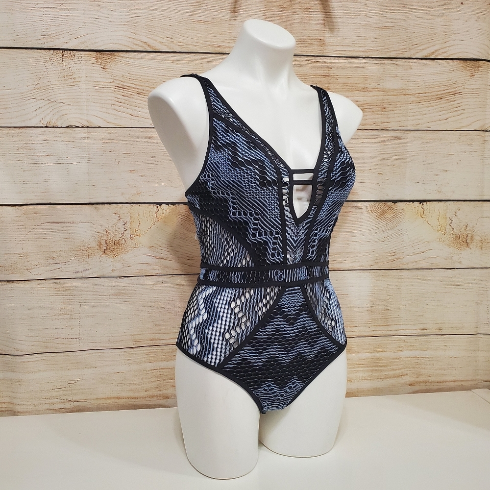 NWOT BECCA Show and Tell Crochet Blue One Piece Small - Picture 8 of 10